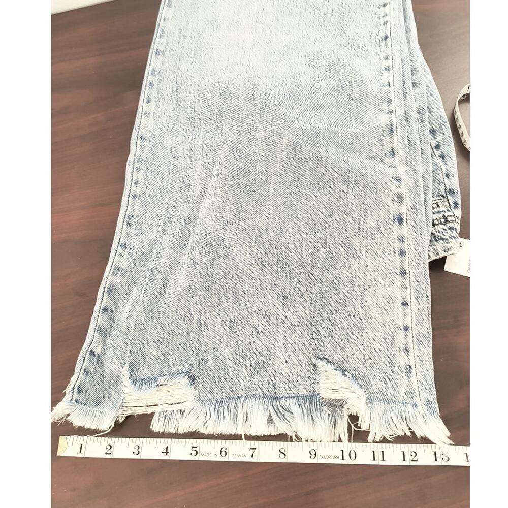Rewash Low Rise Relaxed Flare Jeans Women's Size 3/26 Light Wash Raw Hem Denim - Picture 14 of 16